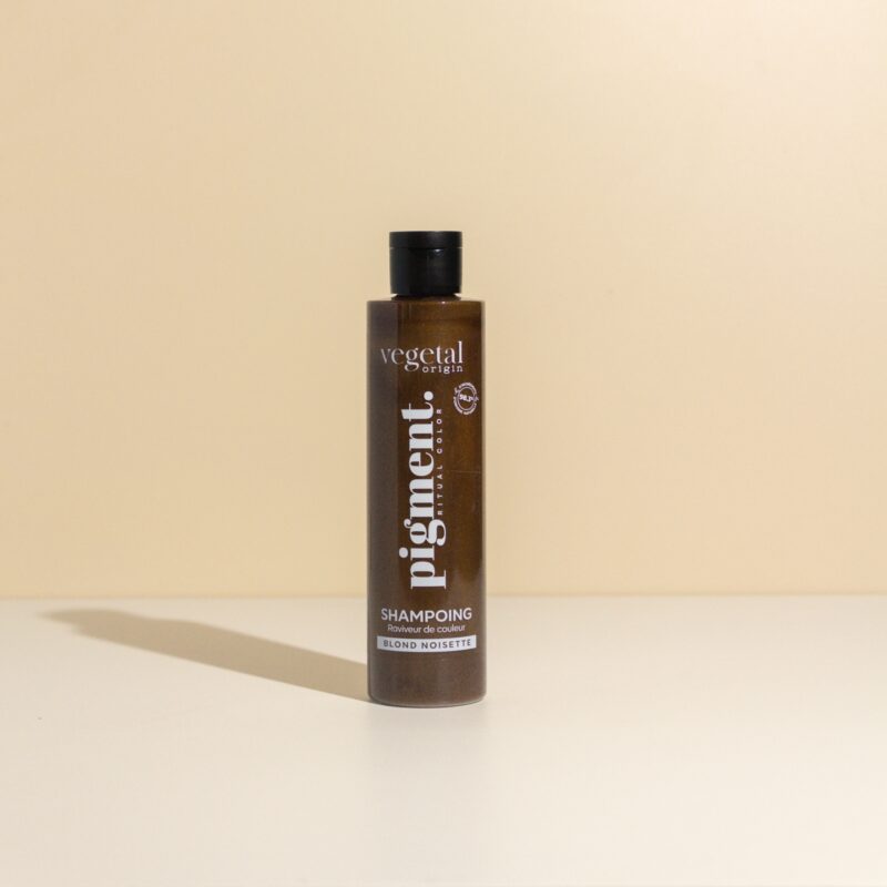 Shampoing colorant Noisette marron clair - 200ml