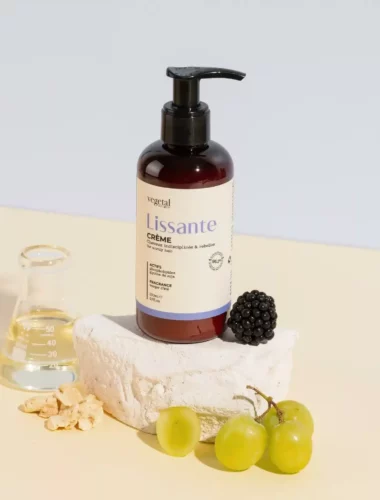 crème-lissante-cheveux indisciplinés-2