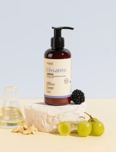 crème-lissante-cheveux indisciplinés-3